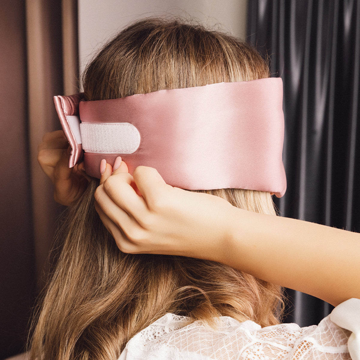 #Spalva_Pelenų rožė